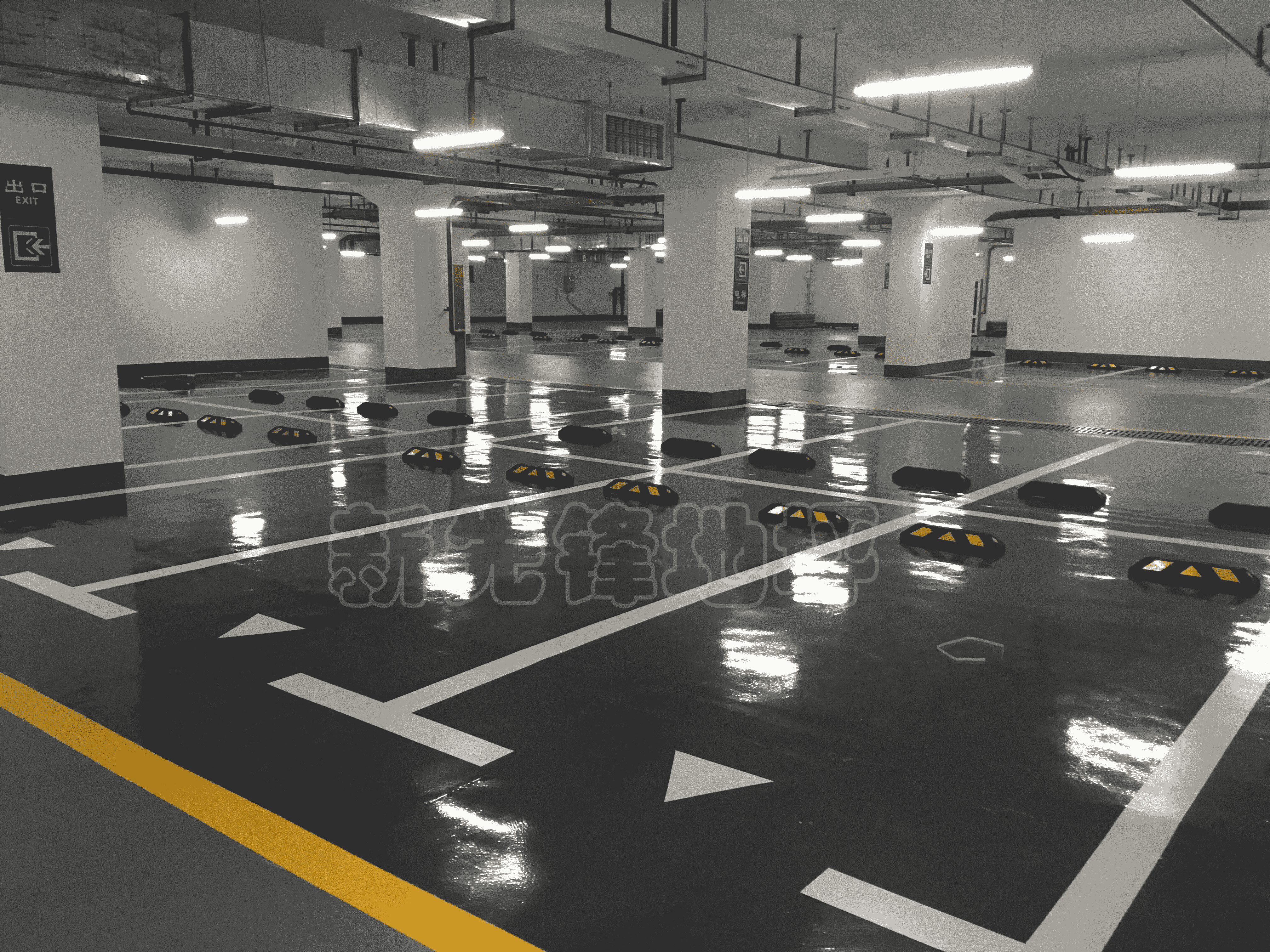 環(huán)氧車庫地坪3